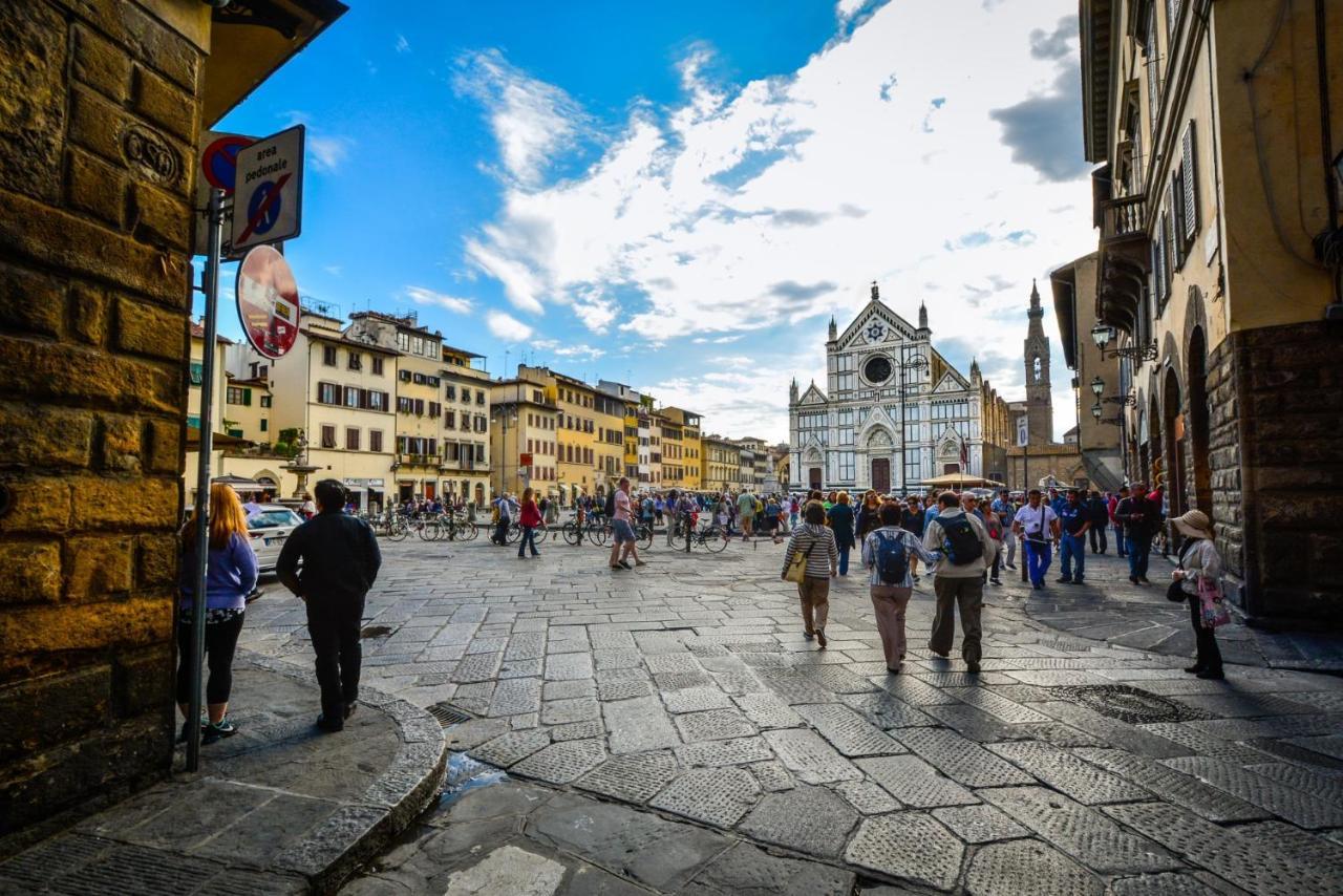 Historic Center Palace - Huge 4 Bedrooms Santa Croce Apartment - By Likehomeflorence Exterior photo