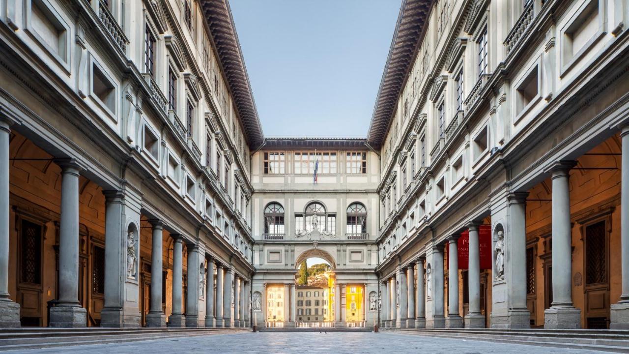 Historic Center Palace - Huge 4 Bedrooms Santa Croce Apartment - By Likehomeflorence Exterior photo