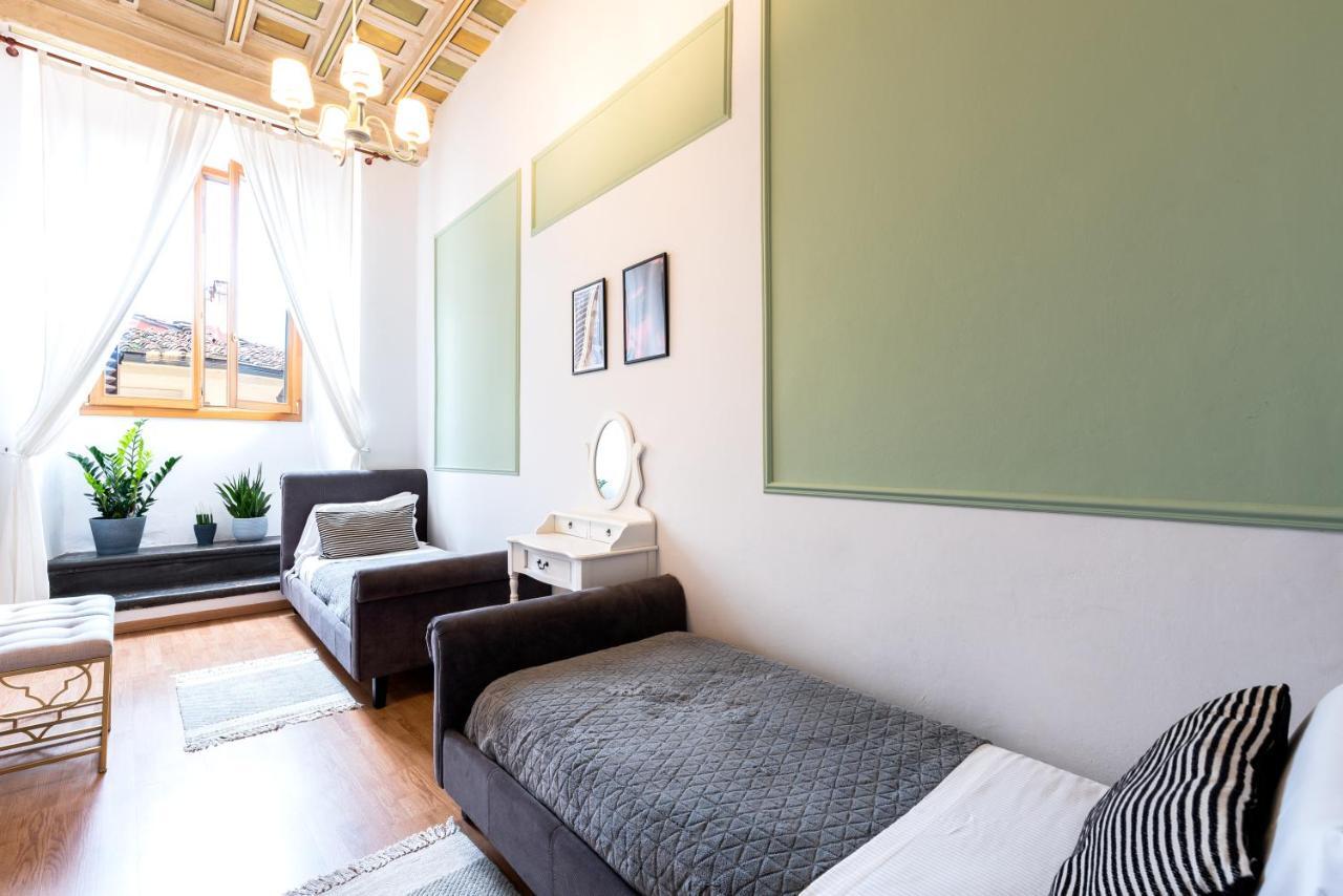 Historic Center Palace - Huge 4 Bedrooms Santa Croce Apartment - By Likehomeflorence Exterior photo